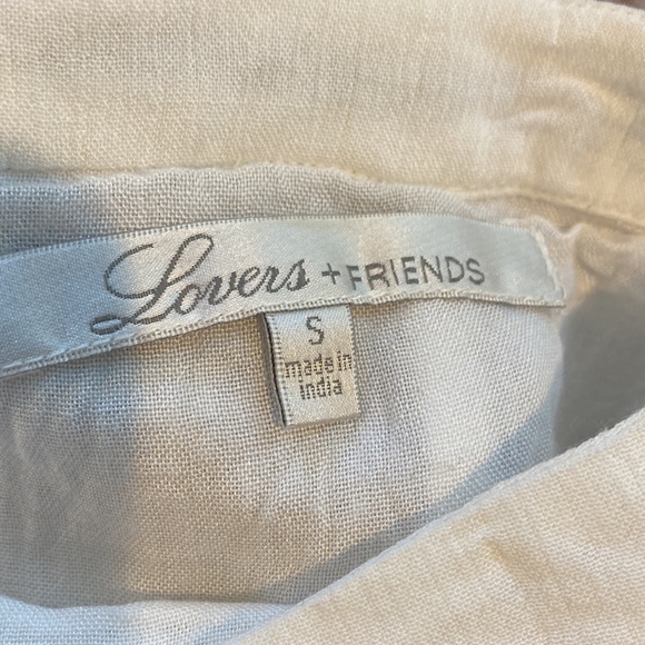 Lovers and Friends hug waisted shorts. - Picture 3 of 4